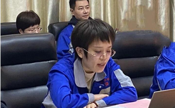 營(yíng)銷中心主任李昌鳳從2024年重點(diǎn)工作介紹為始，分別從研發(fā)、營(yíng)銷、售后及宣傳等方面，詳盡介紹了2024年的發(fā)展規(guī)劃.jpg